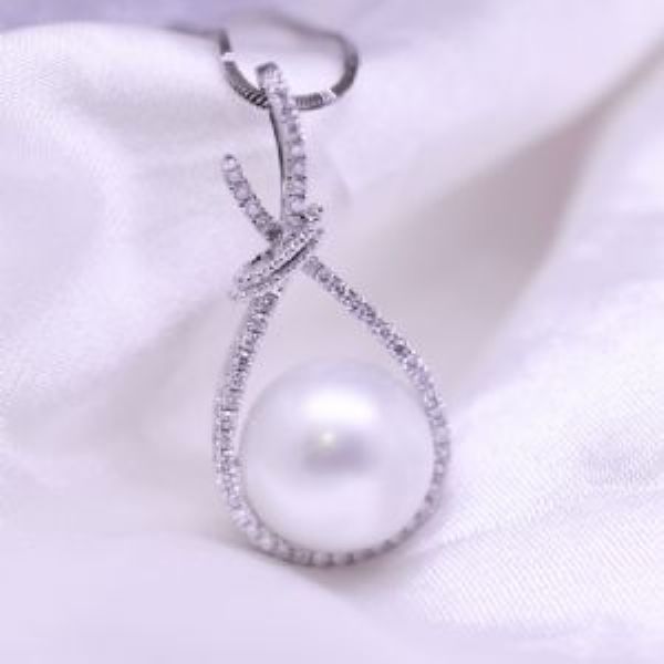 18K���Լ���������׹