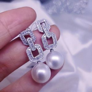 ������Ƕ�������