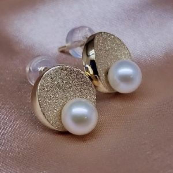 ��Լ�������ϵ��