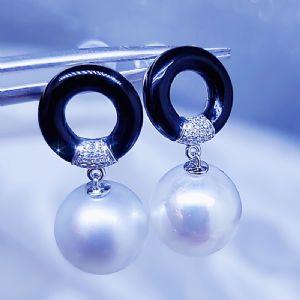 ��Լ�������ϵ��