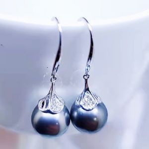 ��Լ�������ϵ��