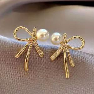 ��Լ�������ϵ��