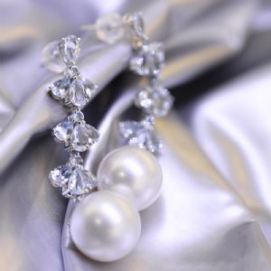 ��Լ�������ϵ��