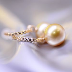 ��Լ�������ϵ��