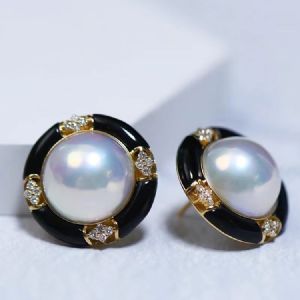 ��Լ�������ϵ��